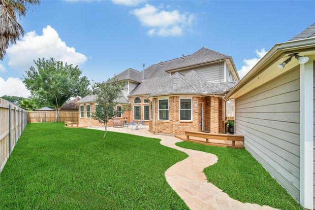 20507 Forest Stream Drive, Humble, TX 77346