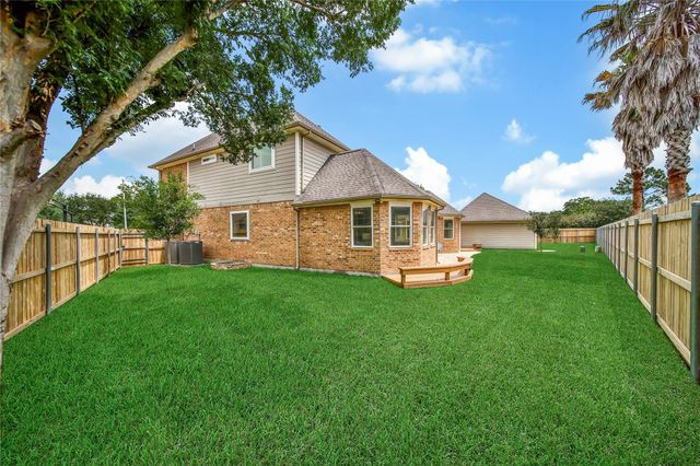 20507 Forest Stream Drive, Humble, TX 77346
