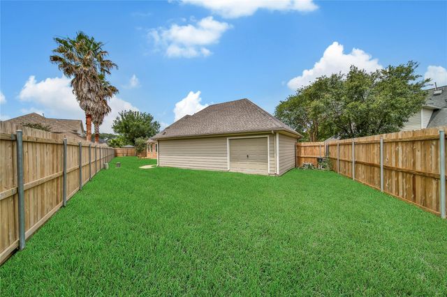 20507 Forest Stream Drive, Humble, TX 77346