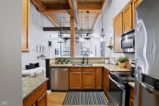 630 N College Avenue 201, Indianapolis, IN 46204