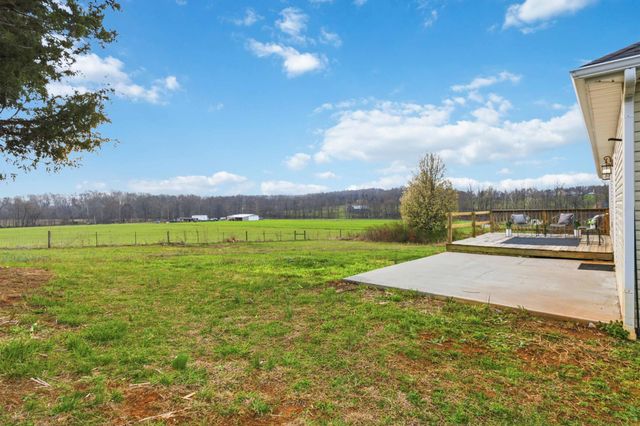 1126 Estill Hackney Road, Eubank, KY 42567