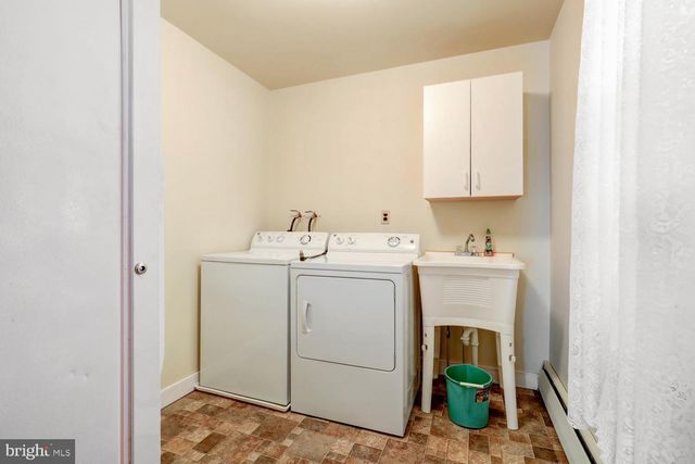 231 WARWICK RD, Elverson, PA 19520