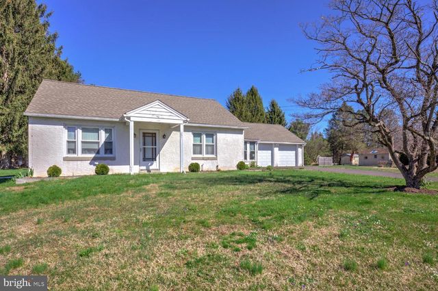 231 WARWICK RD, Elverson, PA 19520