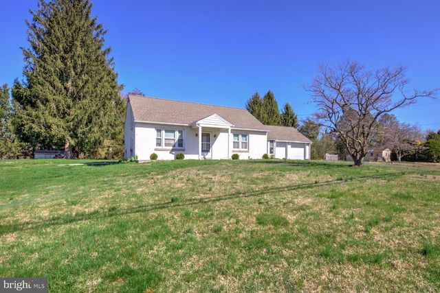 231 WARWICK RD, Elverson, PA 19520