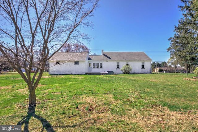 231 WARWICK RD, Elverson, PA 19520