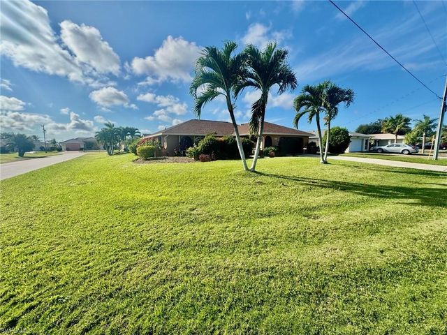 1220 SE 19th LN, Cape Coral, FL 33990