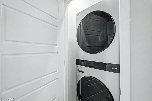 194 Viento Ridge Street, Henderson, NV 89012