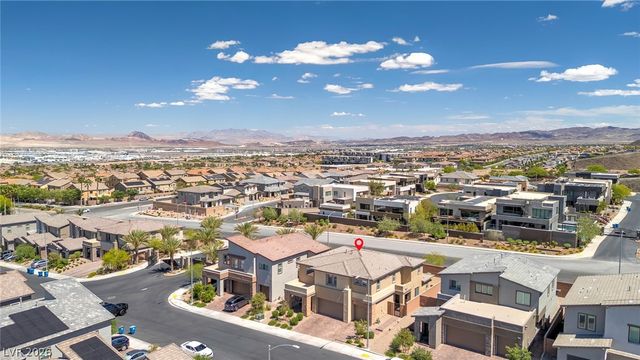 194 Viento Ridge Street, Henderson, NV 89012