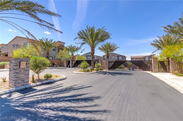 194 Viento Ridge Street, Henderson, NV 89012