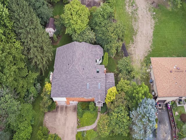 305 Ivy Dr, Pine Twp, PA 15044