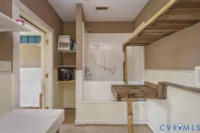 1151 Cartersville Rd, Cartersville, VA 23027