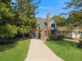 1653 Marella Trail, Des Moines, IA 50310
