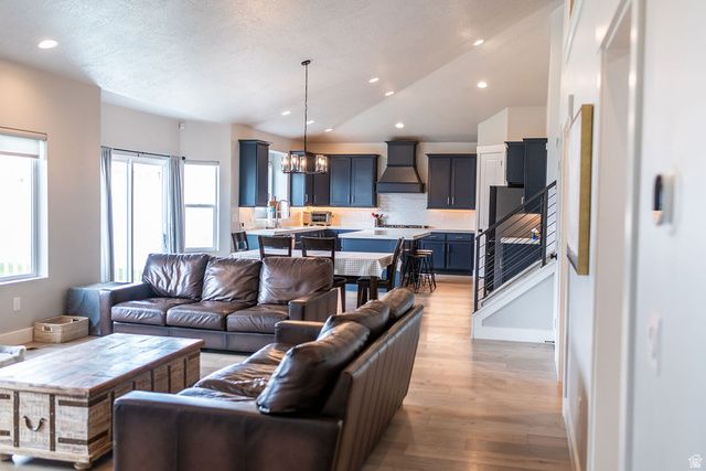 13528 S WEAVER CIR, Herriman, UT 84096