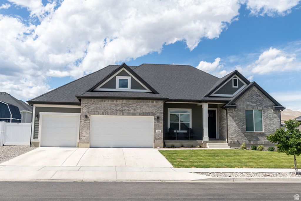13528 S WEAVER CIR, Herriman, UT 84096