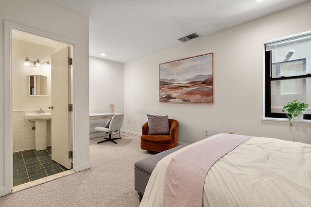 103 Gainsborough St 108, Boston, MA 02115