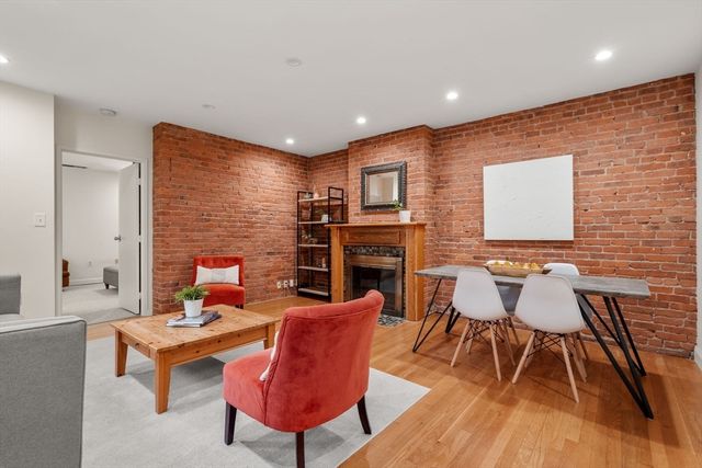 103 Gainsborough St 108, Boston, MA 02115