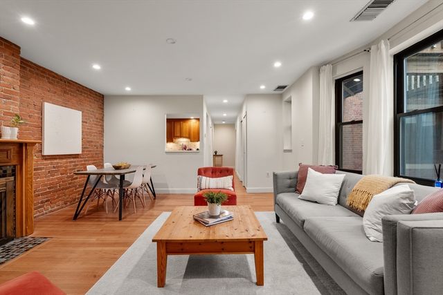 103 Gainsborough St 108, Boston, MA 02115