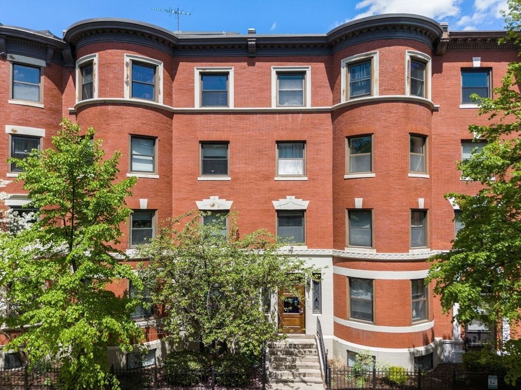 103 Gainsborough St 108, Boston, MA 02115