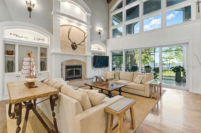 140 MONTEREY BAY LANE, Green Cove Springs, FL 32043