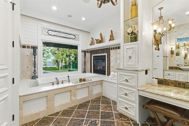 140 MONTEREY BAY LANE, Green Cove Springs, FL 32043