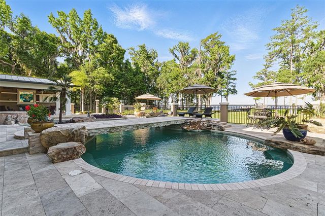 140 MONTEREY BAY LANE, Green Cove Springs, FL 32043