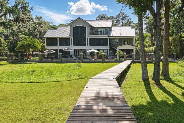 140 MONTEREY BAY LANE, Green Cove Springs, FL 32043