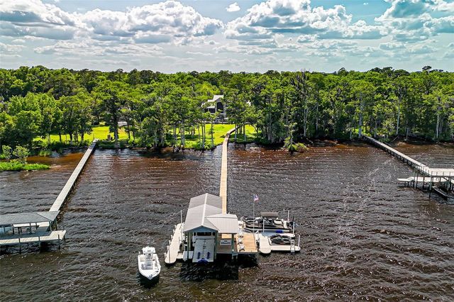 140 MONTEREY BAY LANE, Green Cove Springs, FL 32043