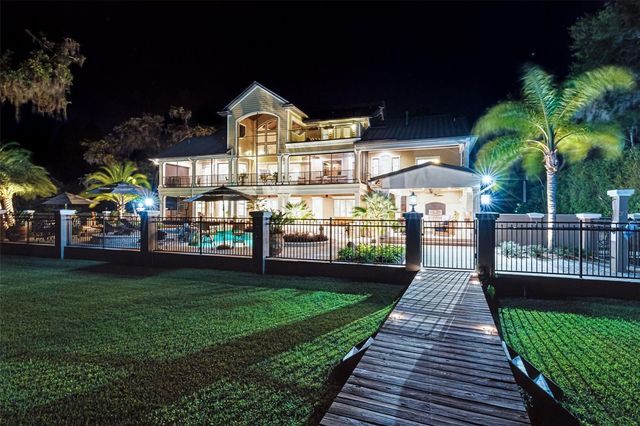 140 MONTEREY BAY LANE, Green Cove Springs, FL 32043