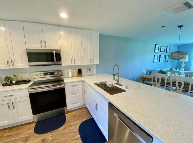 13055 Albright Court 17, Wellington, FL 33414
