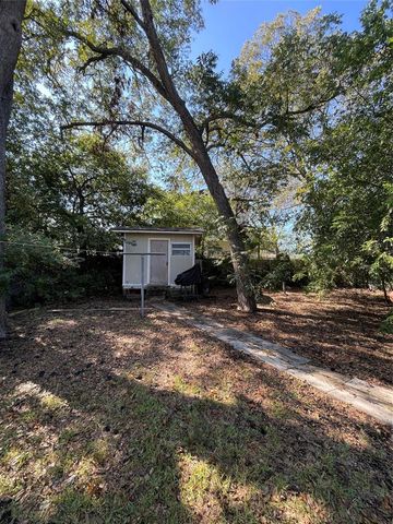 2006 Maple Ave 2, Austin, TX 78722