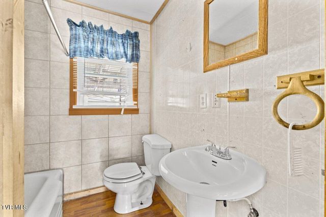 201 Melrose Street, Hampton, TN 37658