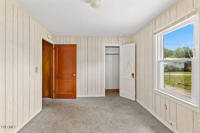 201 Melrose Street, Hampton, TN 37658