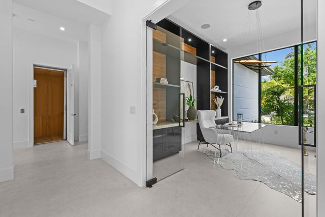 2408 Azure Circle, Palm Beach Gardens, FL 33410