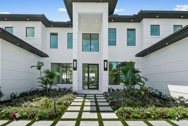 2408 Azure Circle, Palm Beach Gardens, FL 33410