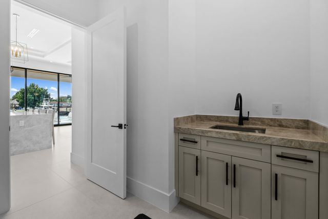2408 Azure Circle, Palm Beach Gardens, FL 33410
