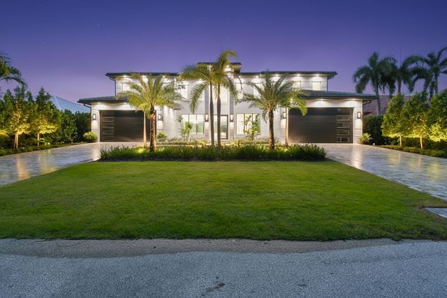2408 Azure Circle, Palm Beach Gardens, FL 33410