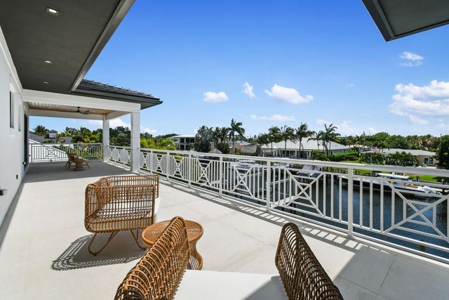 2408 Azure Circle, Palm Beach Gardens, FL 33410