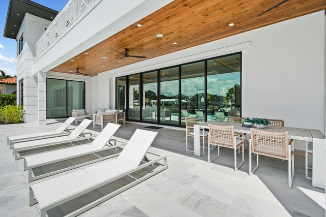 2408 Azure Circle, Palm Beach Gardens, FL 33410