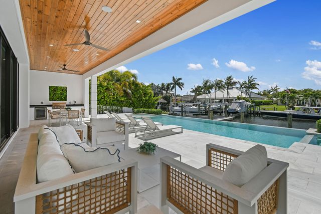 2408 Azure Circle, Palm Beach Gardens, FL 33410