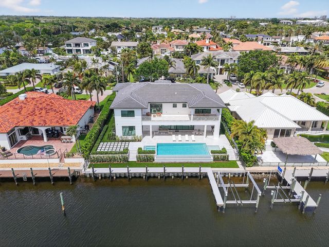 2408 Azure Circle, Palm Beach Gardens, FL 33410