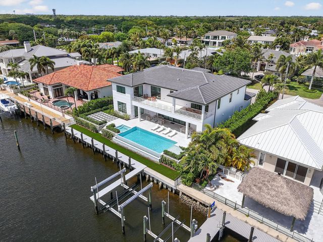 2408 Azure Circle, Palm Beach Gardens, FL 33410