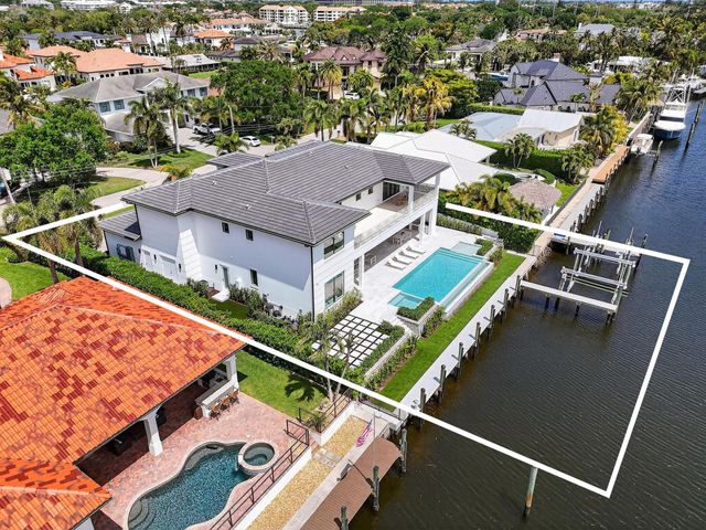 2408 Azure Circle, Palm Beach Gardens, FL 33410