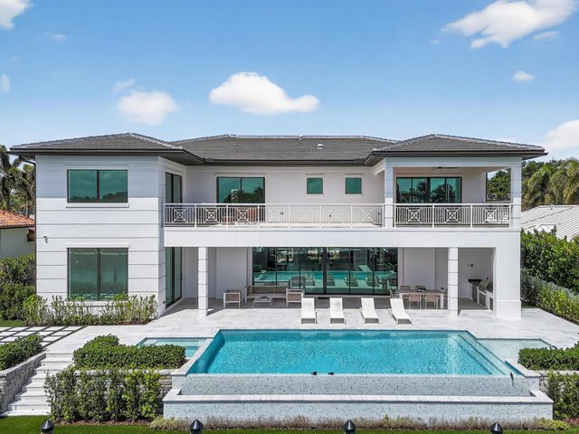 2408 Azure Circle, Palm Beach Gardens, FL 33410