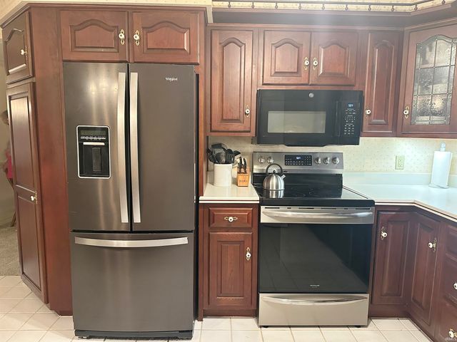 3817 Windswept Drive, Fort Wayne, IN 46815