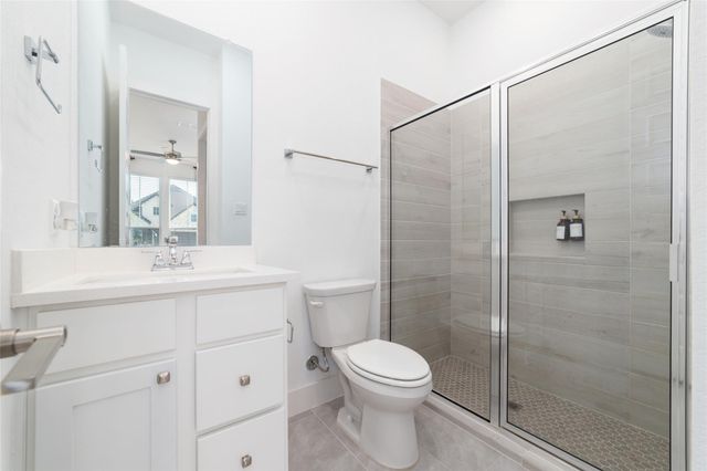 32018 Crested Knoll Court, Fulshear, TX 77441