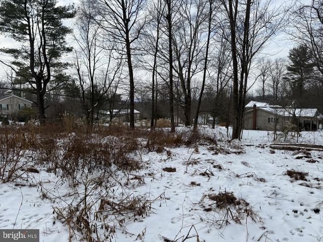 238 MOHAVE DR, Auburn, PA 17922