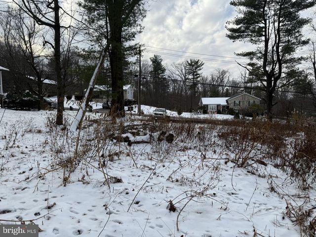 238 MOHAVE DR, Auburn, PA 17922