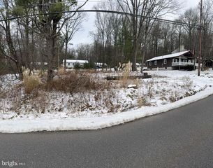 238 MOHAVE DR, Auburn, PA 17922