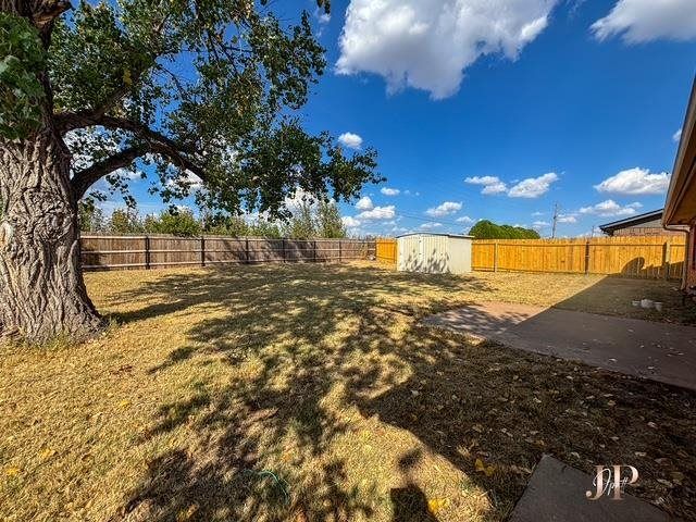 6033 SW Atterbury Dr, Lawton, OK 73505