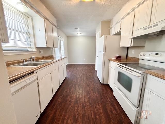 6033 SW Atterbury Dr, Lawton, OK 73505